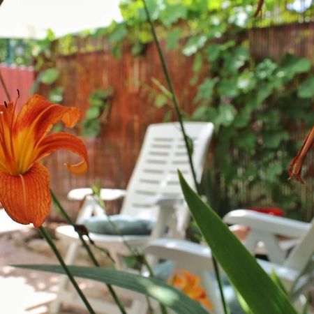 Apartment Taja, Cijela Kuca I Vrt Samo Za Vas Split Exterior foto